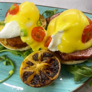 Classic Egg Benedict